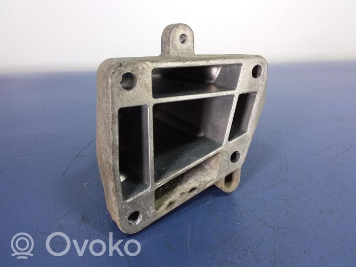 Mercedes-Benz E W211 Engine mount vacuum valve A6422230104