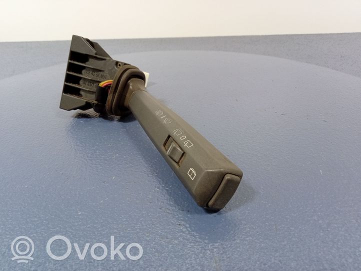 Volvo S70  V70  V70 XC Leva/interruttore dell’indicatore di direzione e tergicristallo 9128367