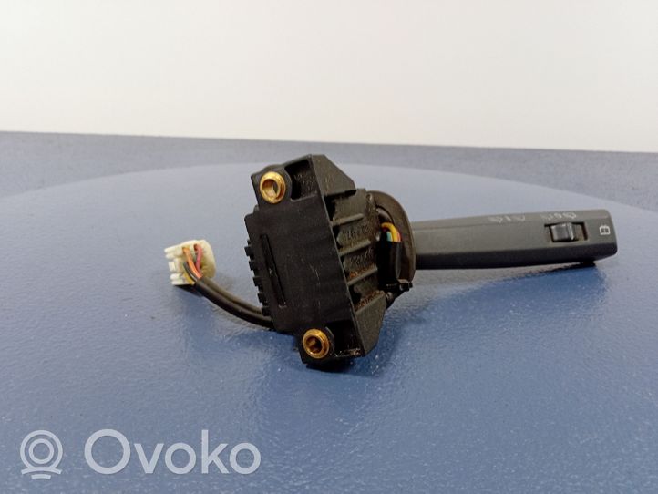 Volvo S70  V70  V70 XC Leva/interruttore dell’indicatore di direzione e tergicristallo 9128367