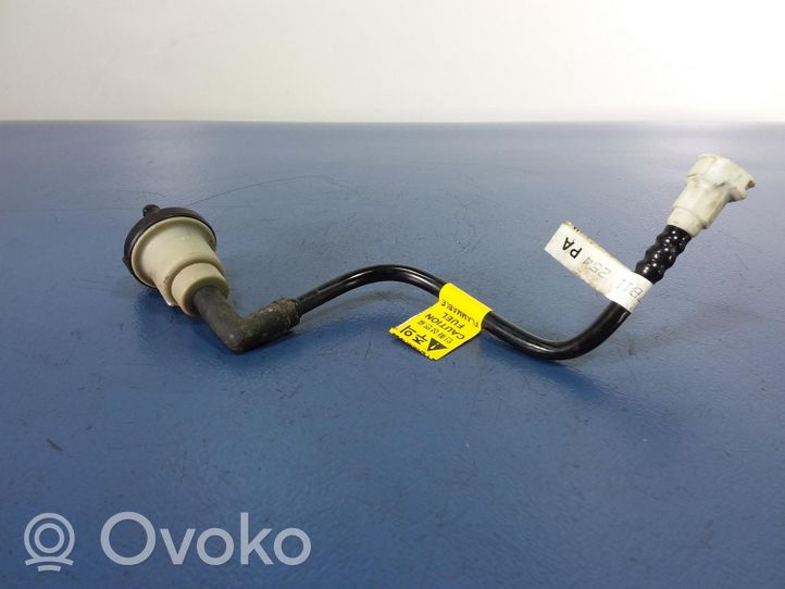 Chevrolet Lacetti Tuyau d'alimentation conduite de carburant 96553876