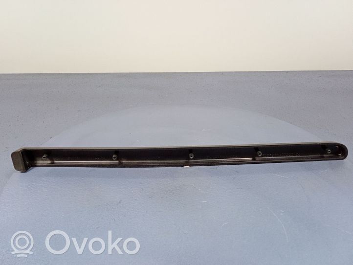 Peugeot 406 Verkleidung Schweller hinten 9616430977