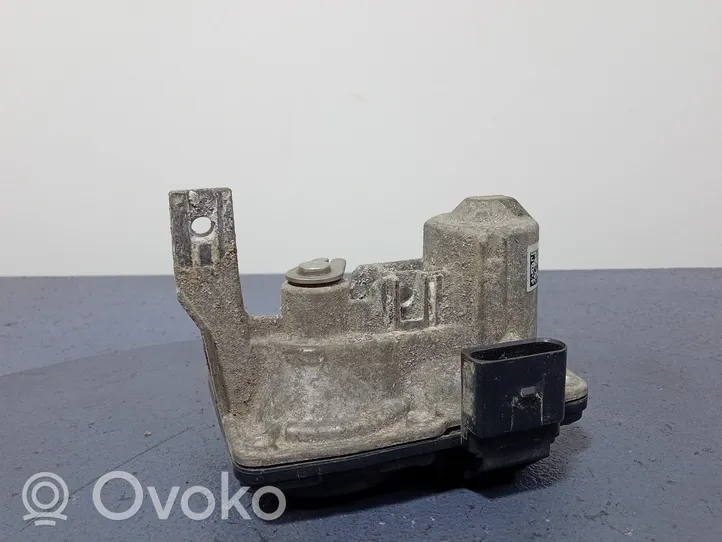 Audi Q7 4M Valvola corpo farfallato 8W0253691A