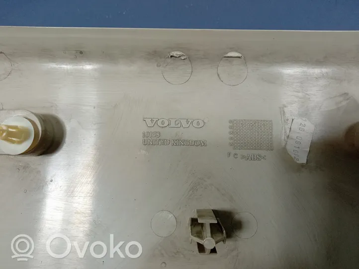 Volvo XC90 Muu kynnyksen/pilarin verhoiluelementti 01