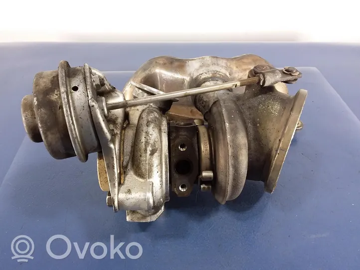 BMW 7 F01 F02 F03 F04 Cześć układu próżniowego turbosprężarki 7593023