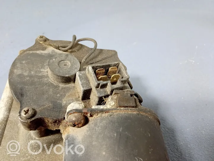 Daihatsu Rocky Etupyyhkimen vivusto ja moottori 85120-87609