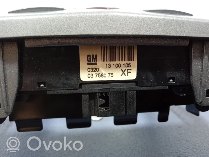 Opel Zafira B Inny części progu i słupka 13162556