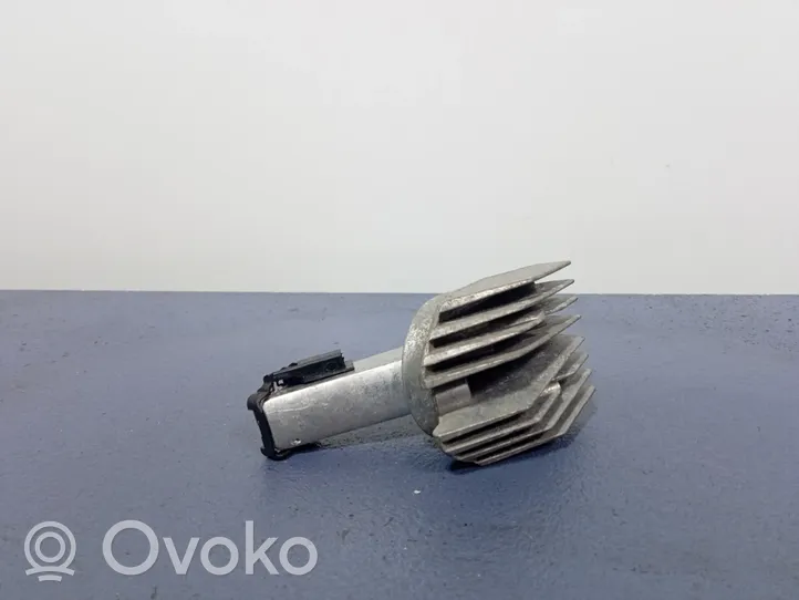 BMW 5 F10 F11 Modulo del convertitore di tensione/trasformatore 172261-00