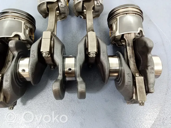 BMW 3 F30 F35 F31 Crankshaft 8593788