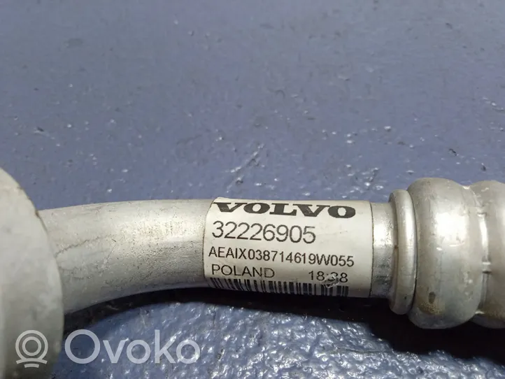 Volvo XC60 Трубка (трубки)/ шланг (шланги) кондиционера воздуха 32226905