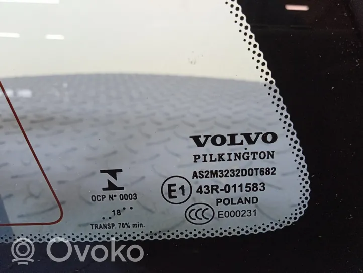 Volvo XC60 Szyba karoseryjna tylna 01