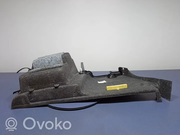 Skoda Octavia Mk2 (1Z) Отделка крышки багажника (комплект) 1Z9867428M