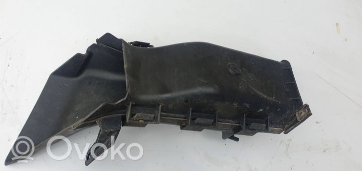 BMW 3 E90 E91 Oro paėmimo kanalo detalė (-ės) 7121569