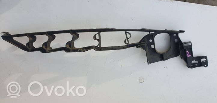 BMW X5 E70 Supporto di montaggio del parafango 7157990