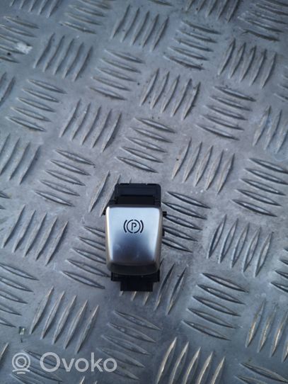 Mercedes-Benz C W205 Interruptor del freno de mano/estacionamiento A2059051516