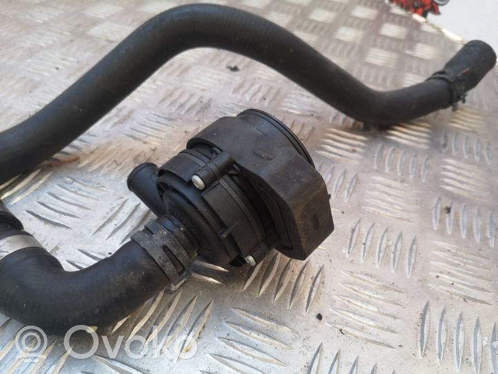 Mercedes-Benz GLE (W166 - C292) Engine coolant pipe/hose A1668304996