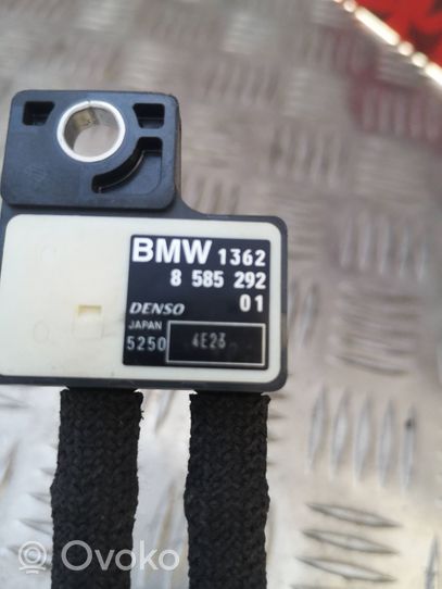 BMW 5 G30 G31 Sensore di pressione 8585292