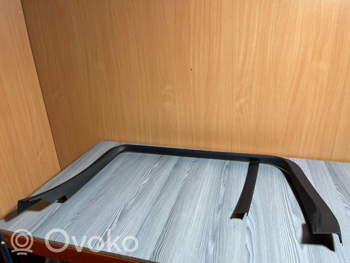 BMW X7 G07 Kita galinių durų apdailos detalė 10531511