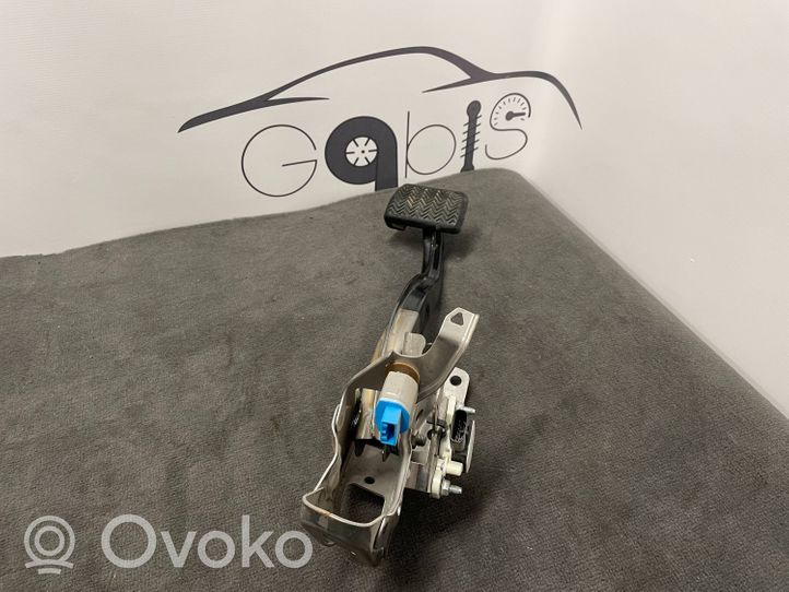 Toyota Corolla E210 E21 Stabdžių pedalas 8951047040