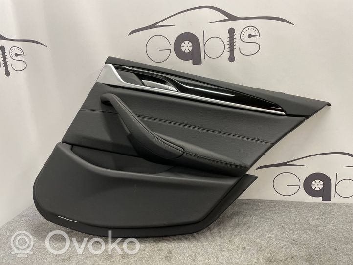 BMW 5 G30 G31 Rivestimento del pannello della portiera posteriore 2845388