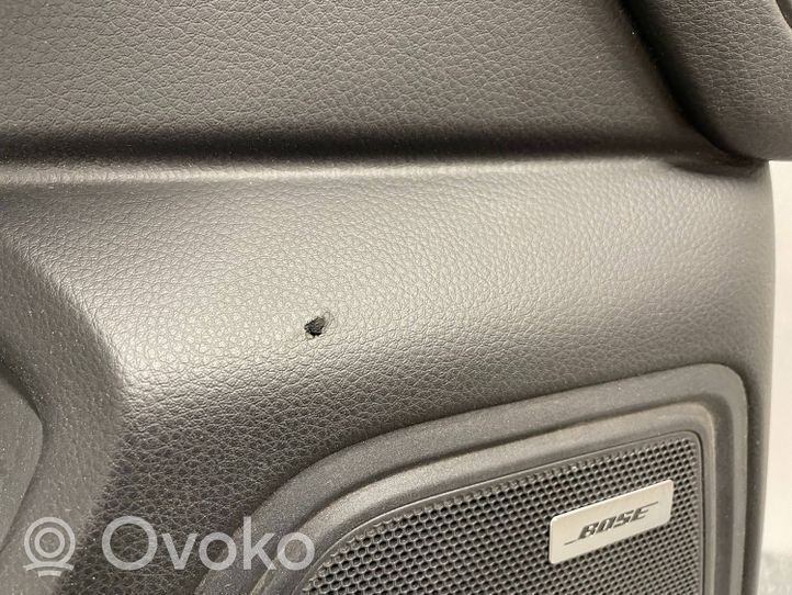 Porsche Macan Takaoven verhoilu 95B867211