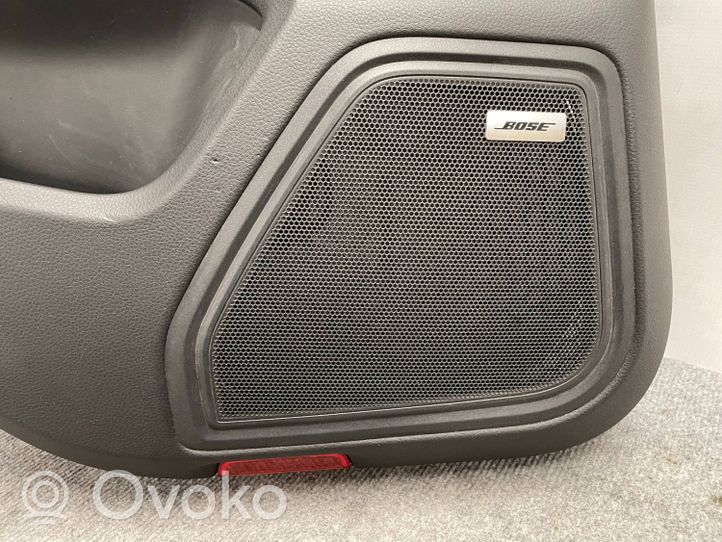 Porsche Macan Takaoven verhoilu 95B867211