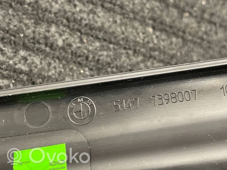 BMW X3 G01 Takaoven kynnyksen suojalista 7398007