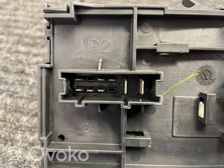 Mercedes-Benz GL X166 Module de fusibles A1669068201