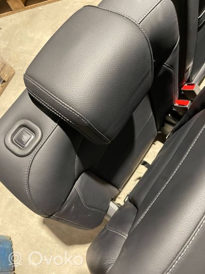 Mercedes-Benz GLS X166 Fotel tylny 