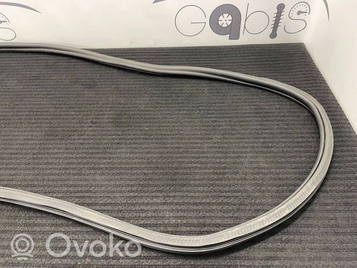 Porsche Macan Rear door rubber seal (on body) 95B833721D