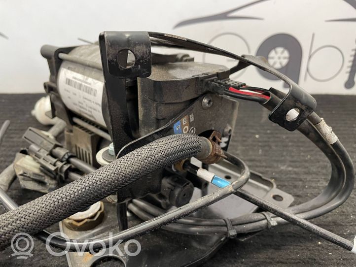 Volvo XC90 Kompresor zawieszenia tylnego pneumatycznego 1515000071