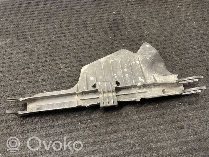 Audi A5 Couvre soubassement arrière 8W0505562