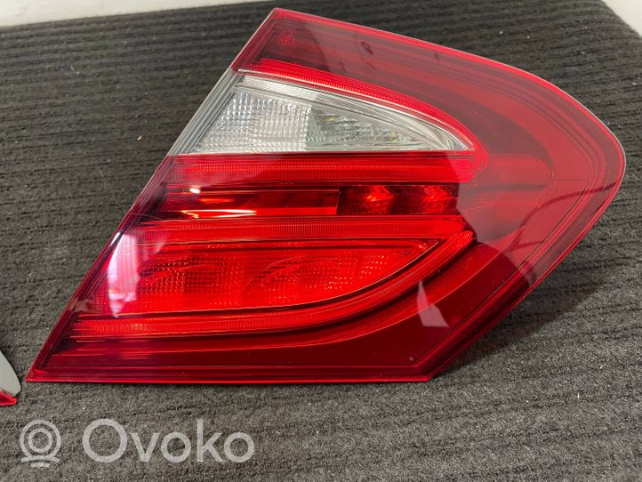 Mercedes-Benz C W205 Aizmugurējo lukturu komplekts A2059066700