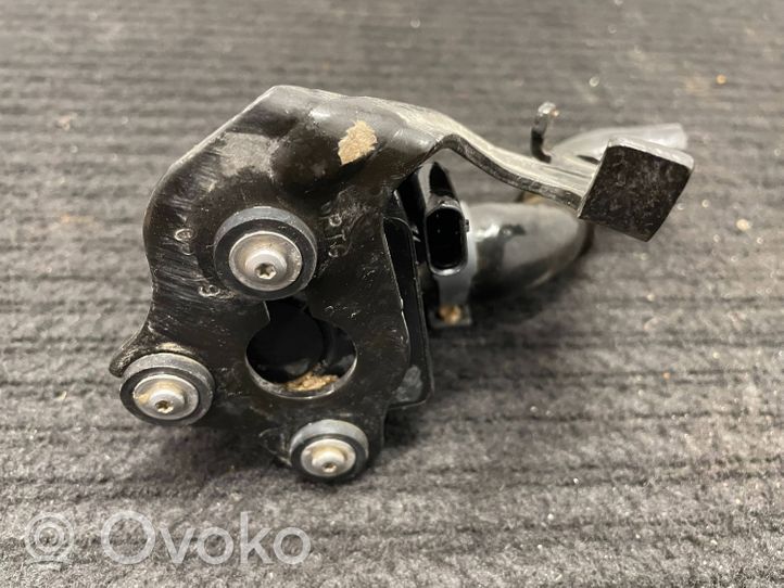 Audi Q3 F3 Pompe à eau de liquide de refroidissement 5Q0121599Q