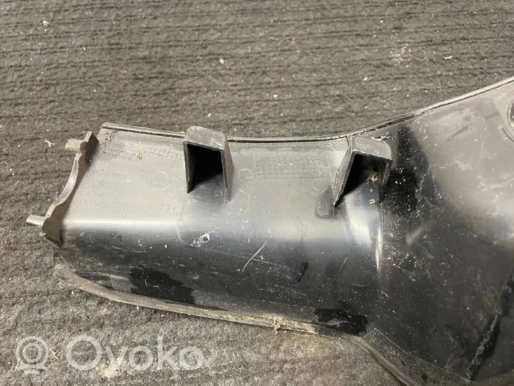 BMW X1 F48 F49 Moulure feu arrière 7350721