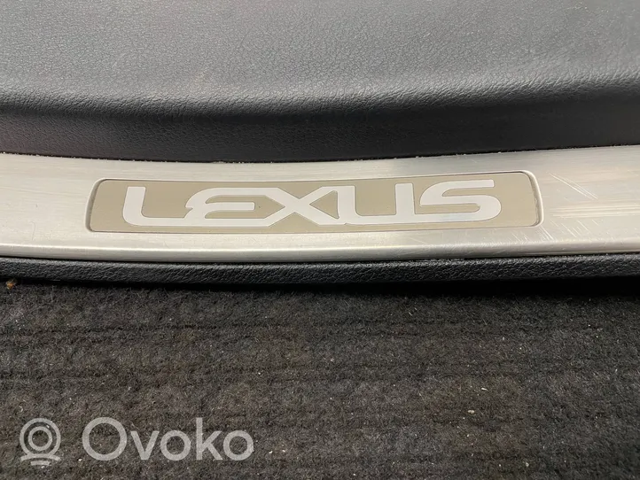 Lexus GS 250 350 300H 450H Galinio slenksčio apdaila (vidinė) 6793030070