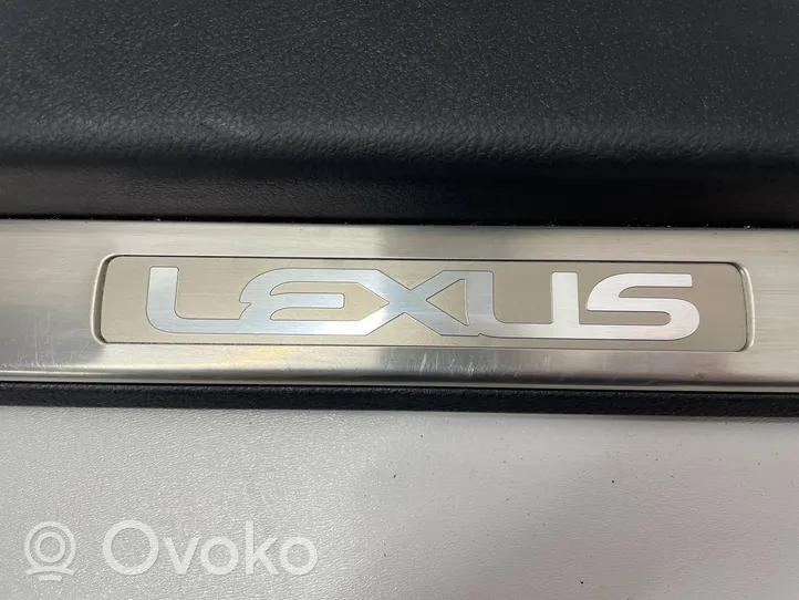 Lexus GS 250 350 300H 450H Etuoven kynnyksen suojalista 6792030070