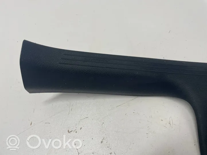 Mercedes-Benz C W205 Moldura protectora del borde trasero A2056860336