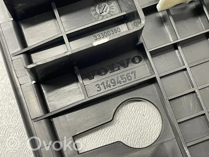 Volvo XC60 Pokrywa skrzynki bezpieczników 31494567