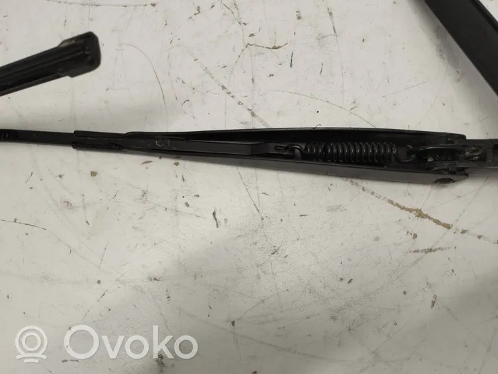 Mercedes-Benz GLB x247 Front wiper blade arm a2478201701