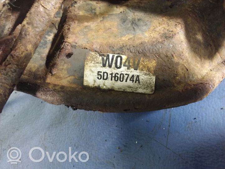 KIA Opirus Fuso a snodo con mozzo ruota anteriore 5D16074A