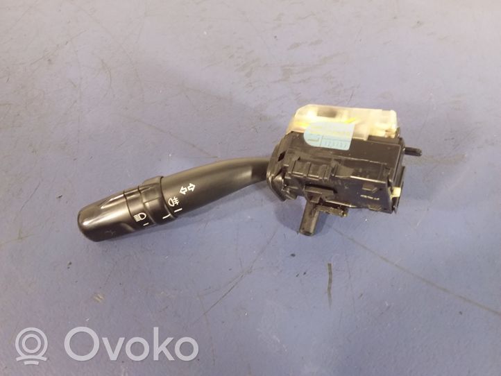 Toyota Avensis Verso Pyyhkimen/suuntavilkun vipukytkin 84140-44030