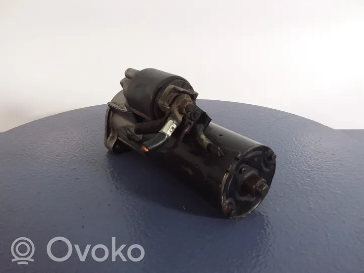 Volkswagen PASSAT B5.5 Starter motor 0001124020