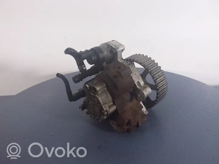 Volvo S40, V40 Fuel injection high pressure pump 8200108225