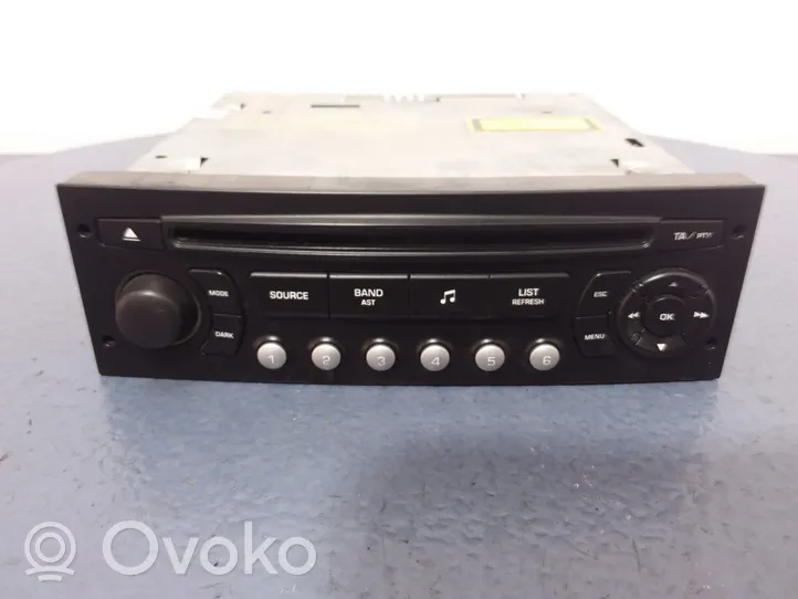 Peugeot 307 Radio/CD/DVD/GPS-pääyksikkö 01