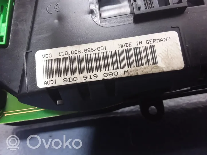 Audi A4 S4 B5 8D Tachimetro (quadro strumenti) 8D0919880M