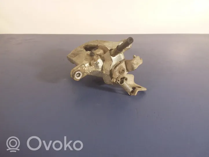 Ford Mondeo Mk III Rear brake caliper 01