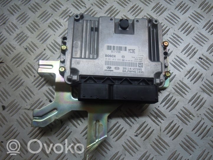 Hyundai Tucson JM Dzinēja vadības bloks 0281012655