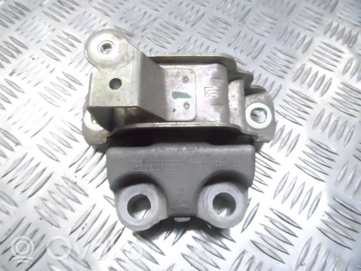 Fiat 500L Support de moteur, coussinet 557028330