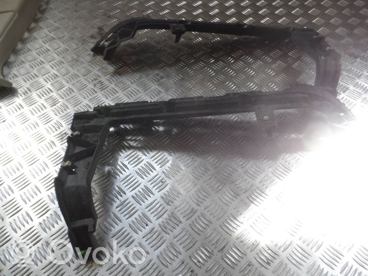 Land Rover Range Rover L322 Staffa di rinforzo montaggio del paraurti posteriore CK5217A881AA