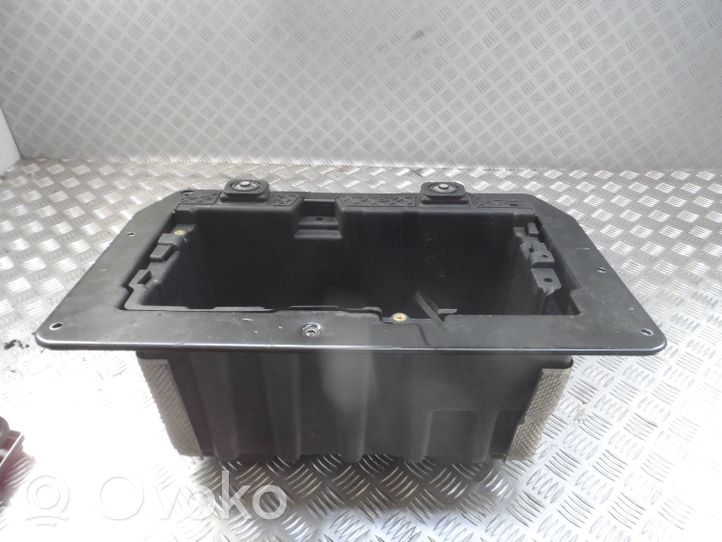 Land Rover Range Rover L405 Support boîte de batterie 